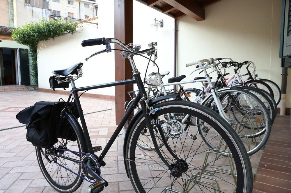 Abbazia Bed & Breakfast มานโตวา ภายนอก รูปภาพ